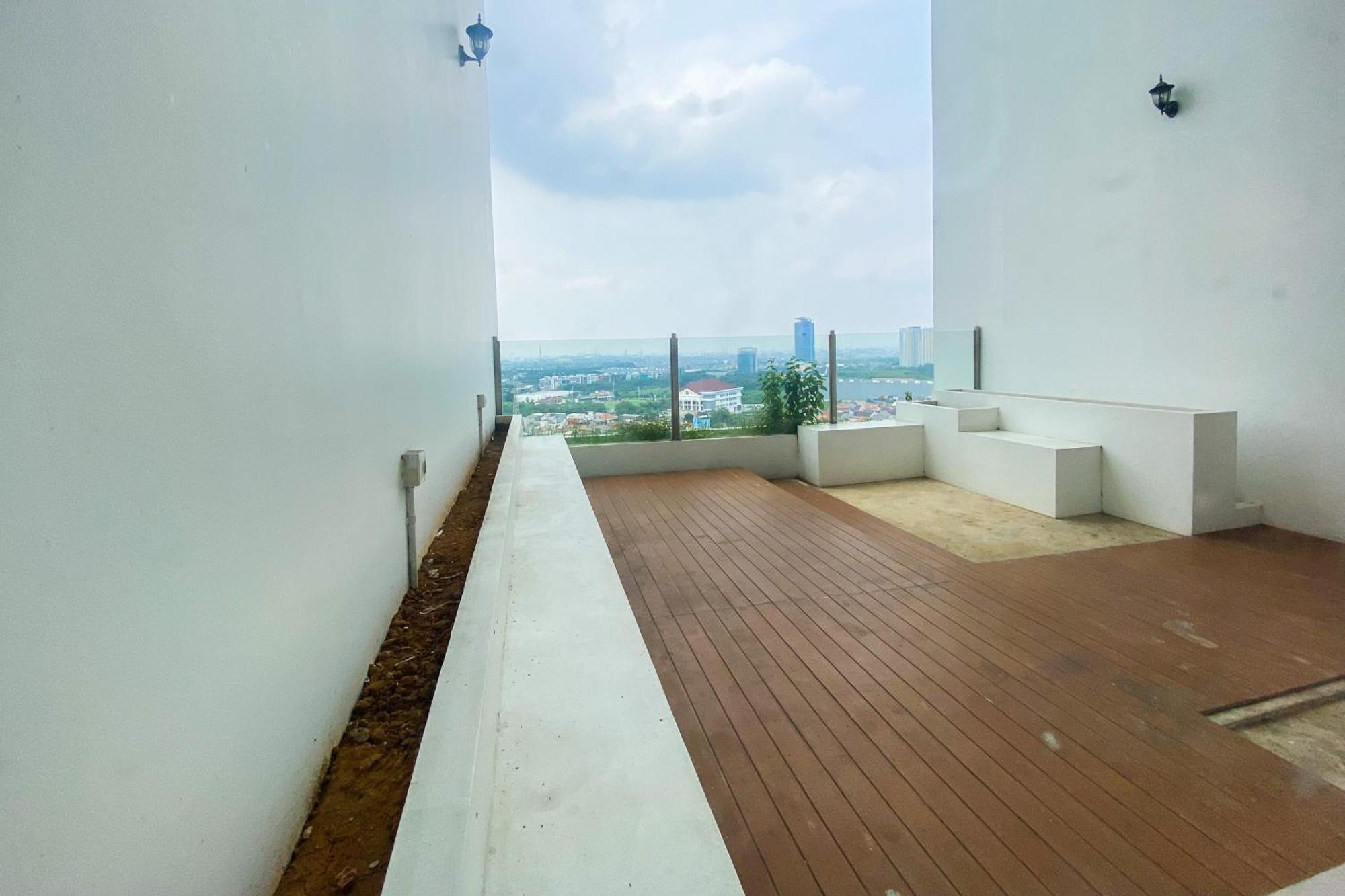 Apartemen Comfort 1br At Patraland Urbano By Travelio *