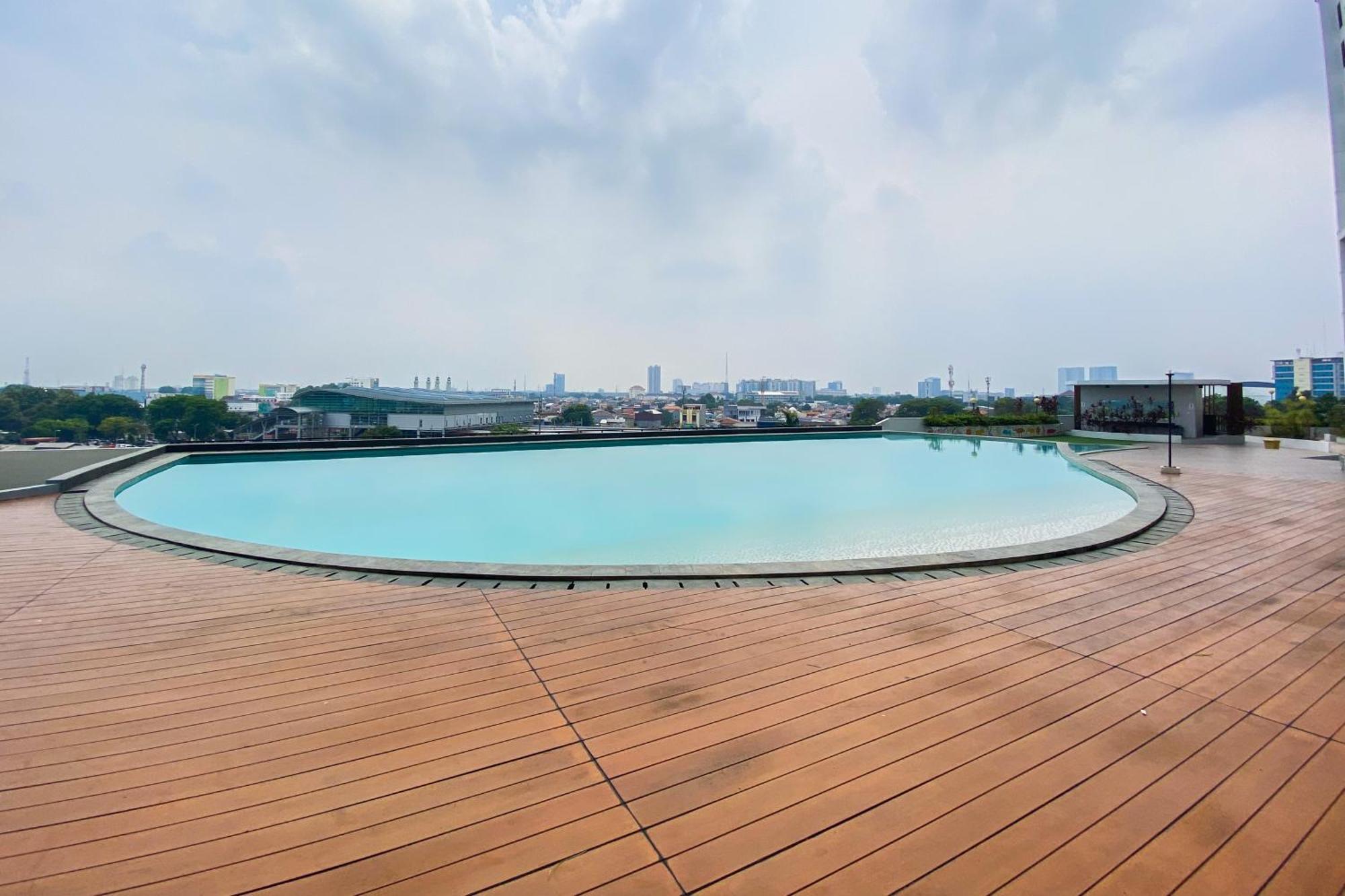 Apartemen Comfort 1br At Patraland Urbano By Travelio Bekasi